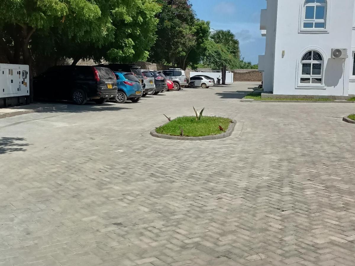 Havenhouse Kijani - 1 Bedroom Beach Apartment With Swimming Pool Malindi Extérieur photo